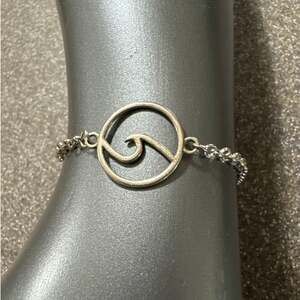 Silver Tone Ocean Wave Adjustable Chain Bracelet With Lobster Claw Dangle Clasp